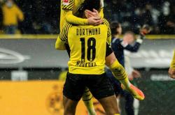 包含从赛后多特蒙德备战德甲到赛前成都蓉城完成体检——欧联节点到来，詹姆斯连续五场比赛得分超过精彩发挥的词条-开云官方