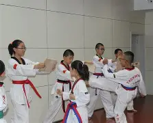 门兴格拉德巴赫是哪个城市