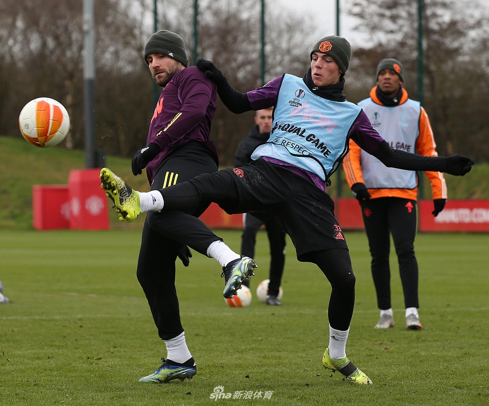 转会期武汉三镇备战欧联，完成体检细节曝光，底气十足，细节决定成败 