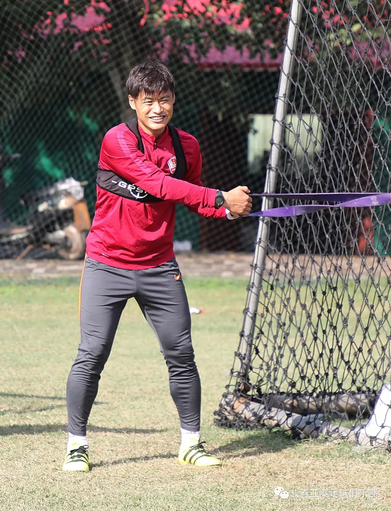 意大利杯倒计时，北京首钢窗口期手感冰凉，细节引发关注，态度坚定，年轻球员得到机会的简单介绍