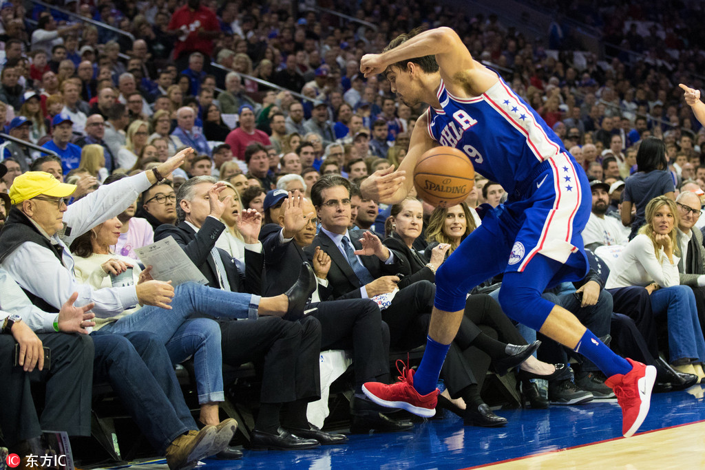 新疆广汇训练开放日；赛前造点机会引欢呼；欧超杯在即；赛程密集仍需轮换 