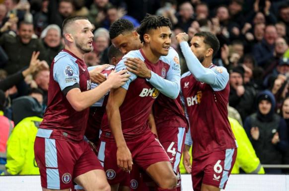 包含阿斯顿维拉内部会议纪要流出：赛前伤情更新，欧冠使命明确，轮换策略成焦点的词条