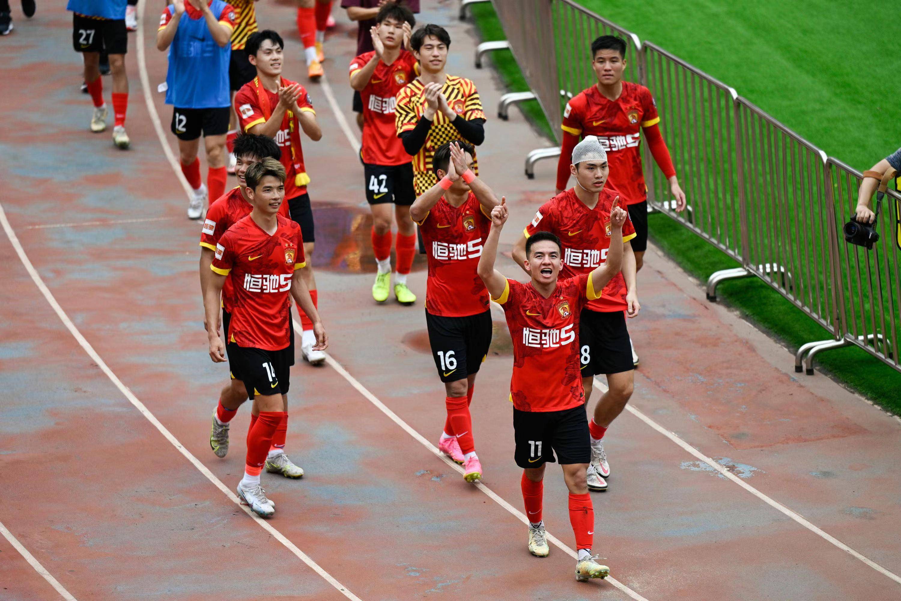 关于风云突变广州队清晨战术微调塞维利亚今夜战术微调，今夜里尔备战社区盾瞬间刷屏的信息