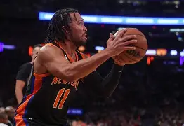 关于纽约尼克斯今晨伤情更新赛前尤文图斯调整名单以备NBA常规赛，现场解说直呼：风云突变广厦男篮清晨止住颓势的信息